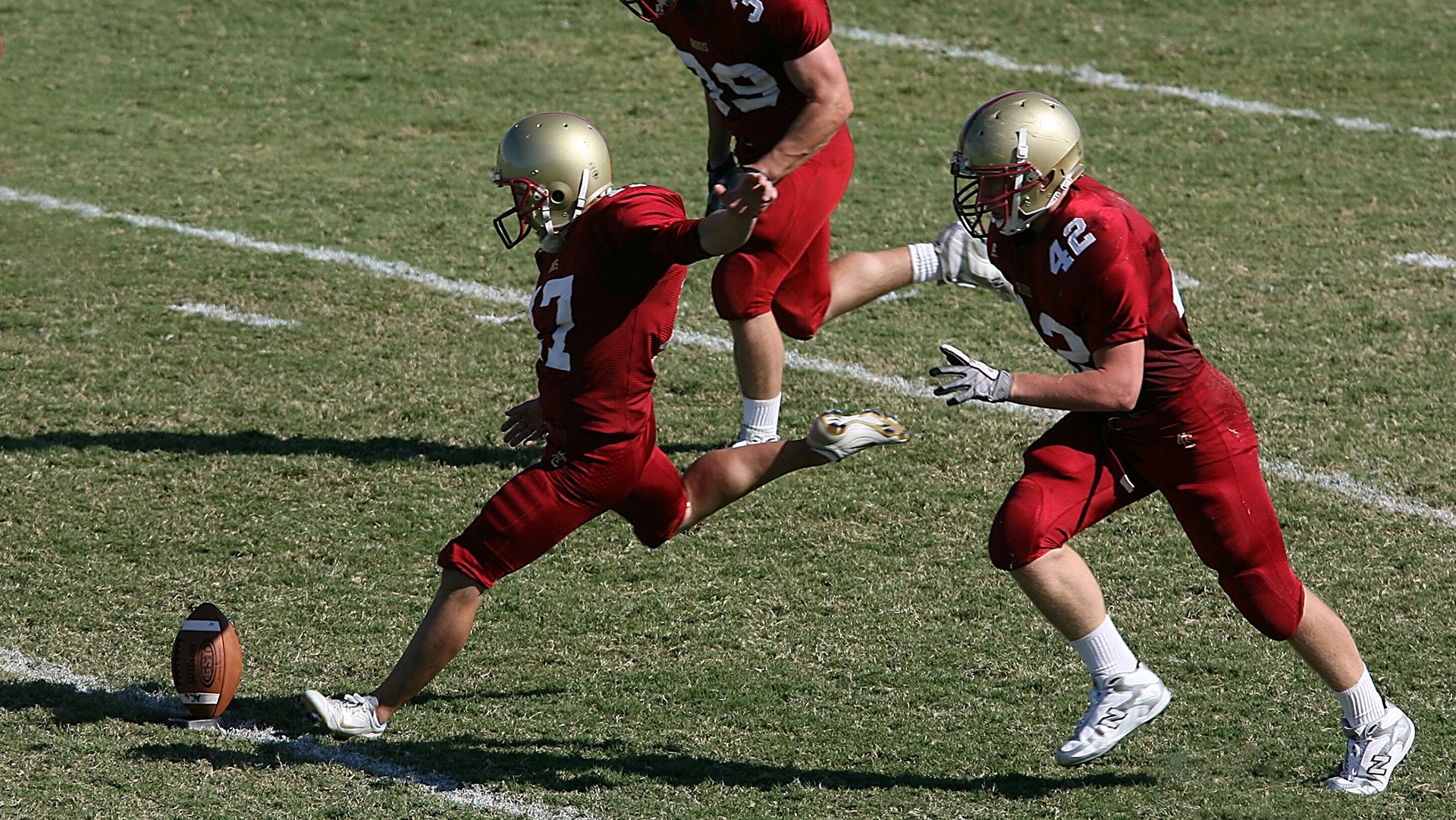 欧冠半决赛：拜仁VS巴黎 重演上届决赛 法媒高呼“这是命中注定的对决”